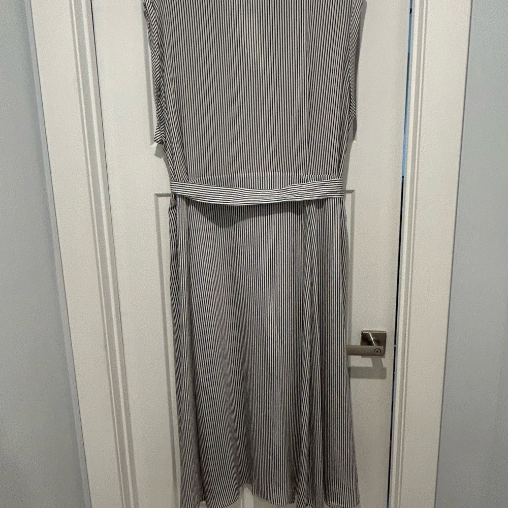 NWT Calvin Klein Women’s Plus Size 24 Striped Button Sleeveless Dress - Picture 12 of 13